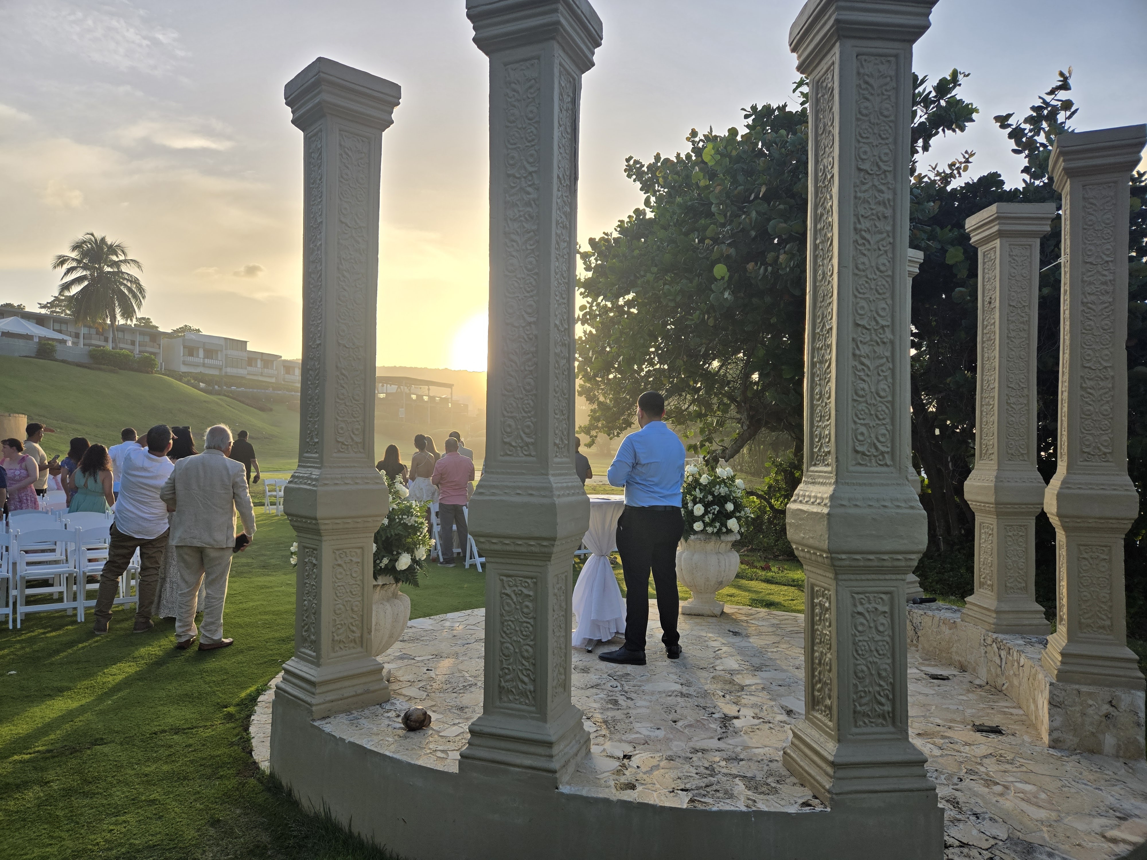 Elegant Puerto Rico beach wedding ceremony